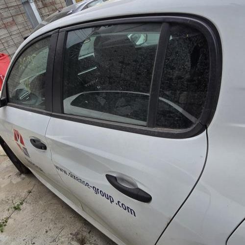 PEUGEOT 208 2