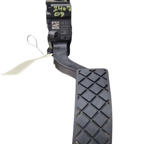 VOLKSWAGEN POLO 6 PHASE 1