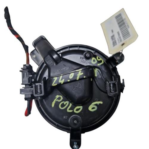 VOLKSWAGEN POLO 6 PHASE 1