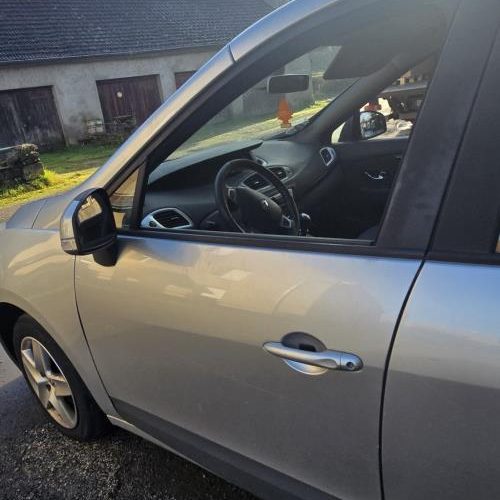 RENAULT GRAND SCENIC 3 PHASE 2