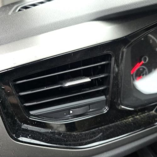 VOLKSWAGEN POLO 6 PHASE 1