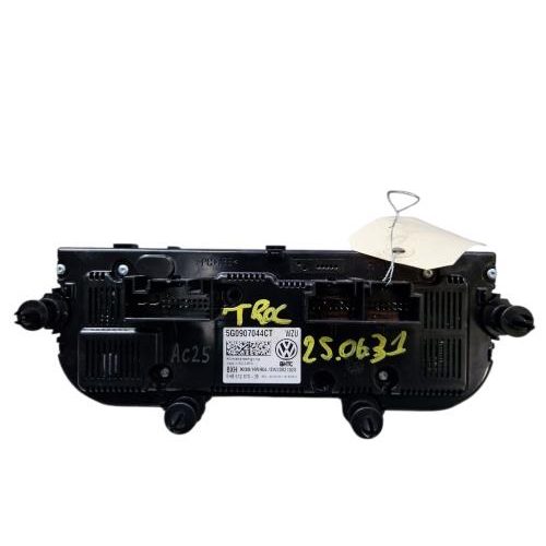 VOLKSWAGEN T-ROC PHASE 1