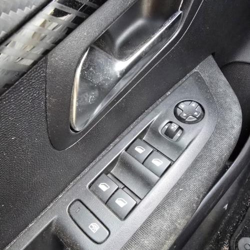 PEUGEOT 208 2 PHASE 1