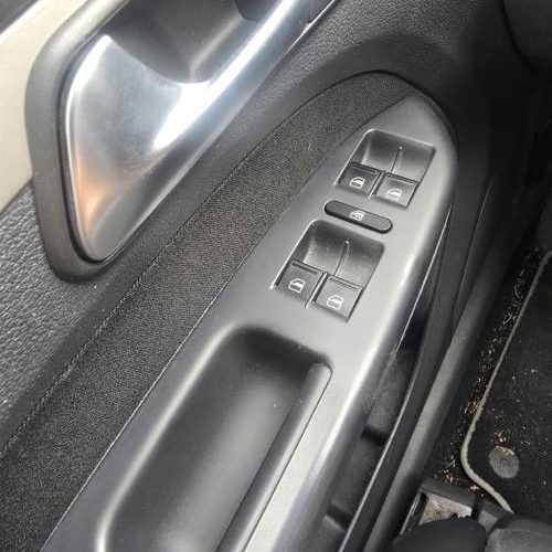 VOLKSWAGEN TOURAN 1 PHASE 2