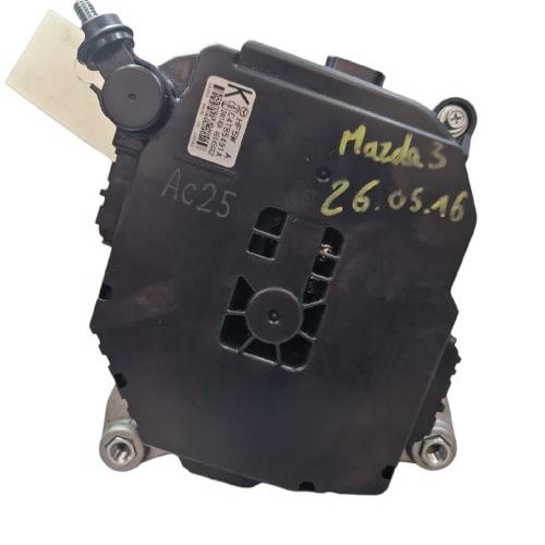 MAZDA 3 4
