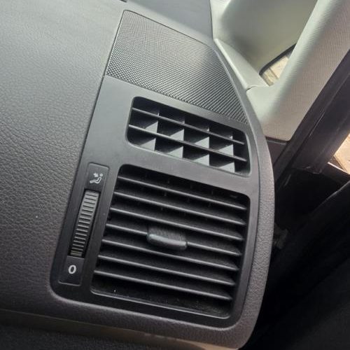 VOLKSWAGEN TOURAN 1 PHASE 2