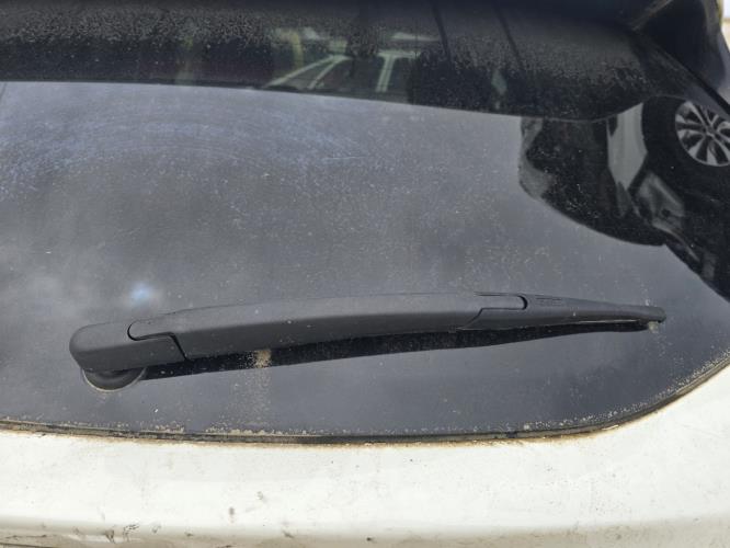 Bras essuie glace arriere NISSAN QASHQAI 2 PHASE 2 Essence