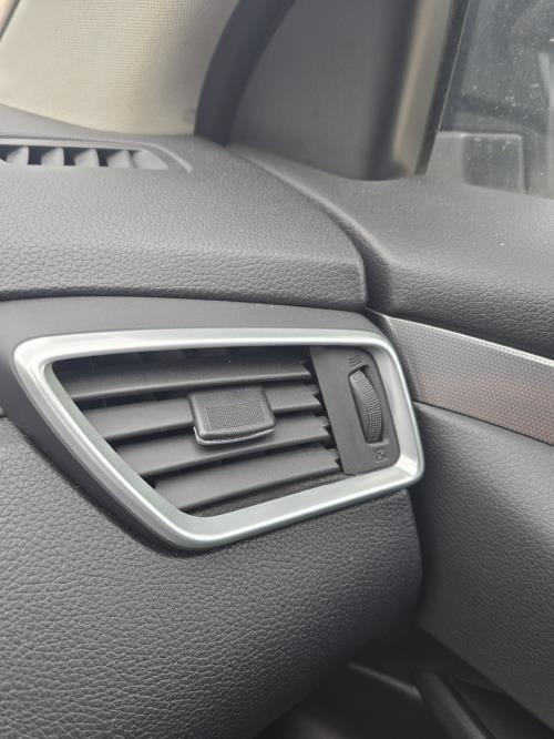 Aerateur tableau de bord avant droit NISSAN QASHQAI 2 PHASE 2 Essence