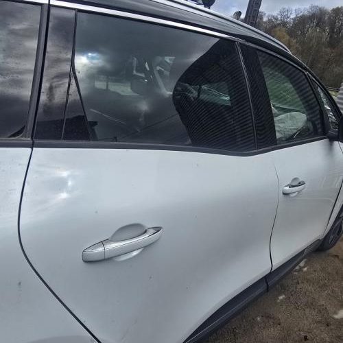 RENAULT GRAND SCENIC 4